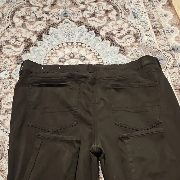 American Eagle Outfitters Women's Black Straight Leg Jeans - Picture 5 of 9